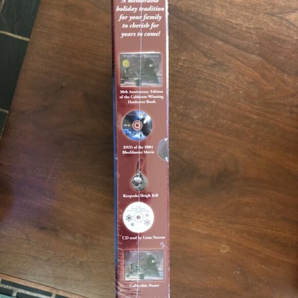 THE POLAR EXPRESS 30th Anniversary Holiday Gift DVD Book & Bell - Picture 3 of 9